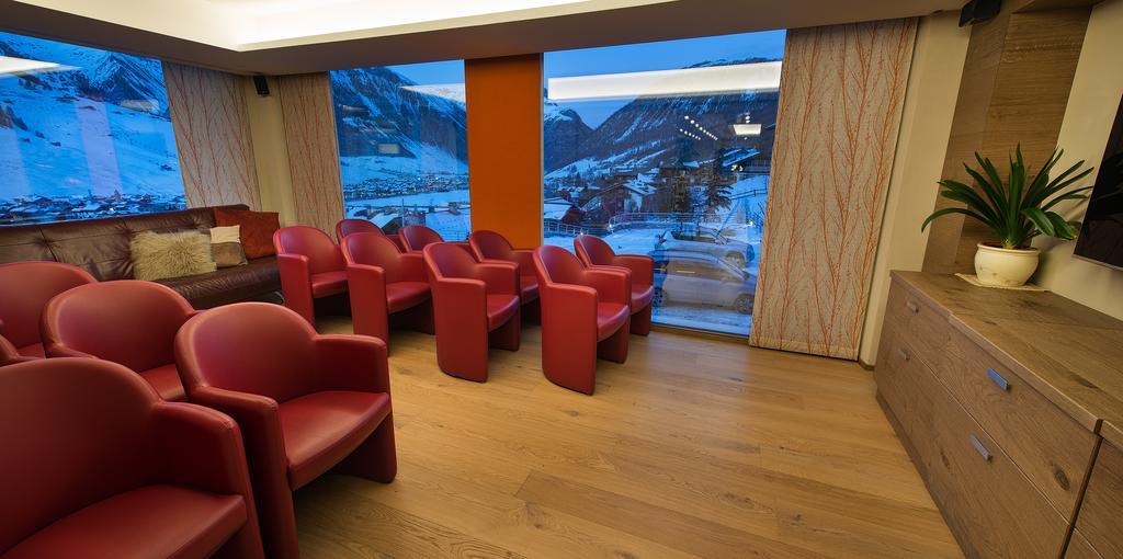 Hotel Baita Montana Livigno Exteriör bild