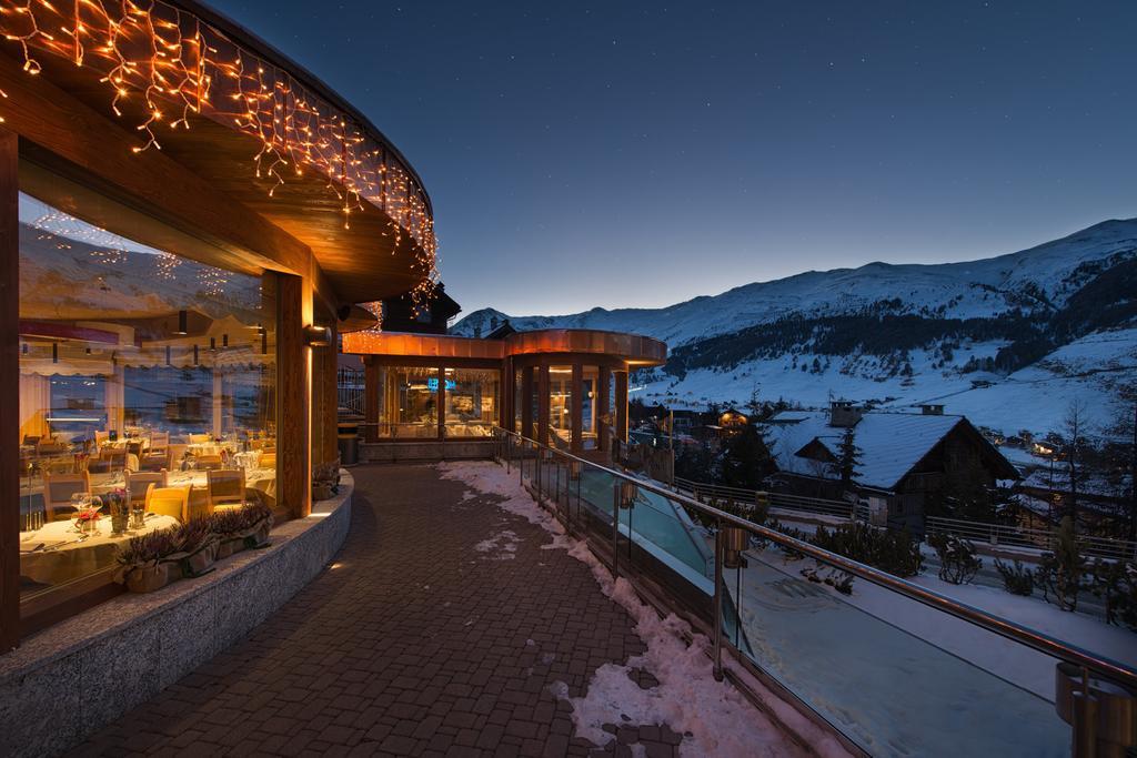 Hotel Baita Montana Livigno Exteriör bild